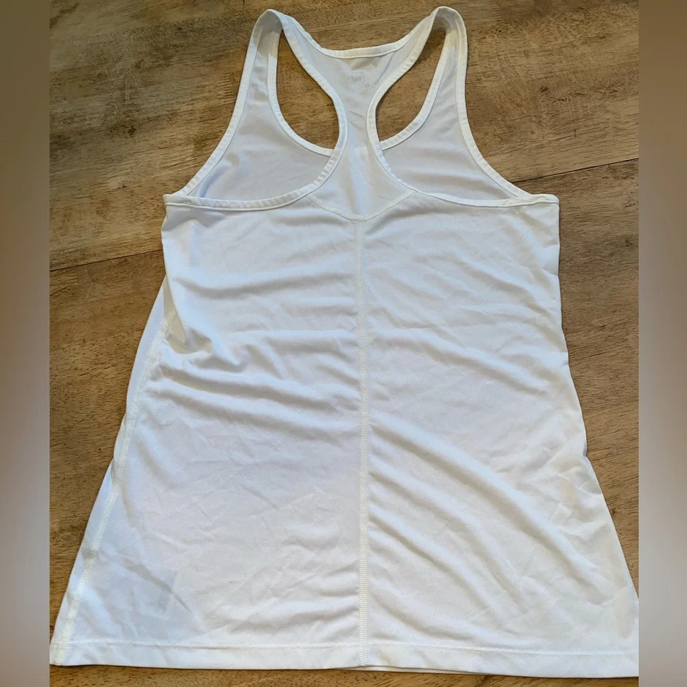 Nike Dri Fit Women’s Medium White Racer‎ Back Athletic Tank